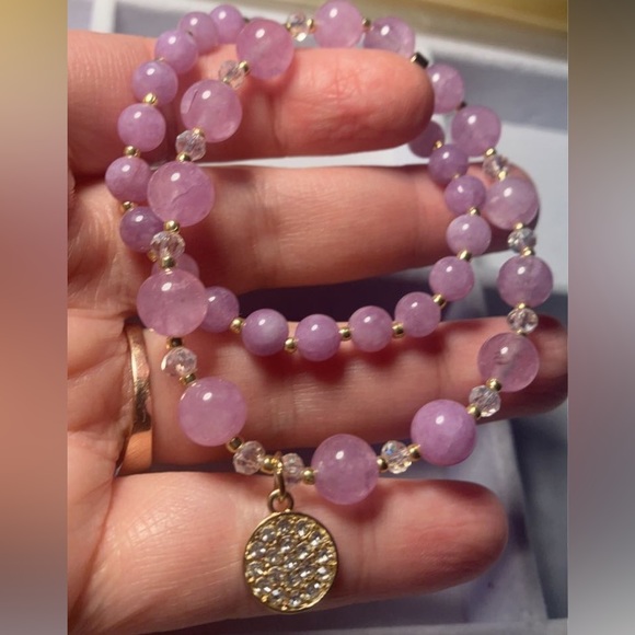 Angelic - Picture 5 of 7